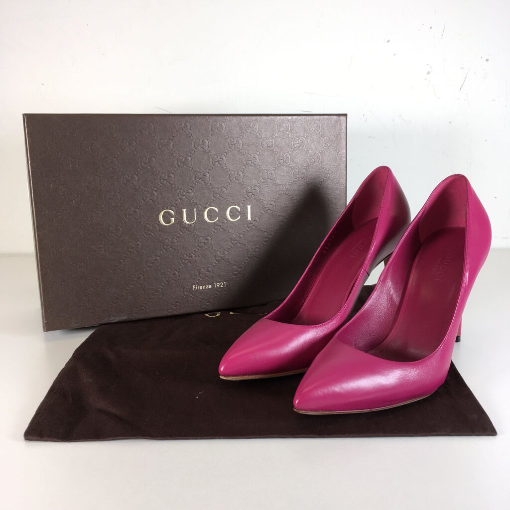 Gucci Pointed Toe Heels