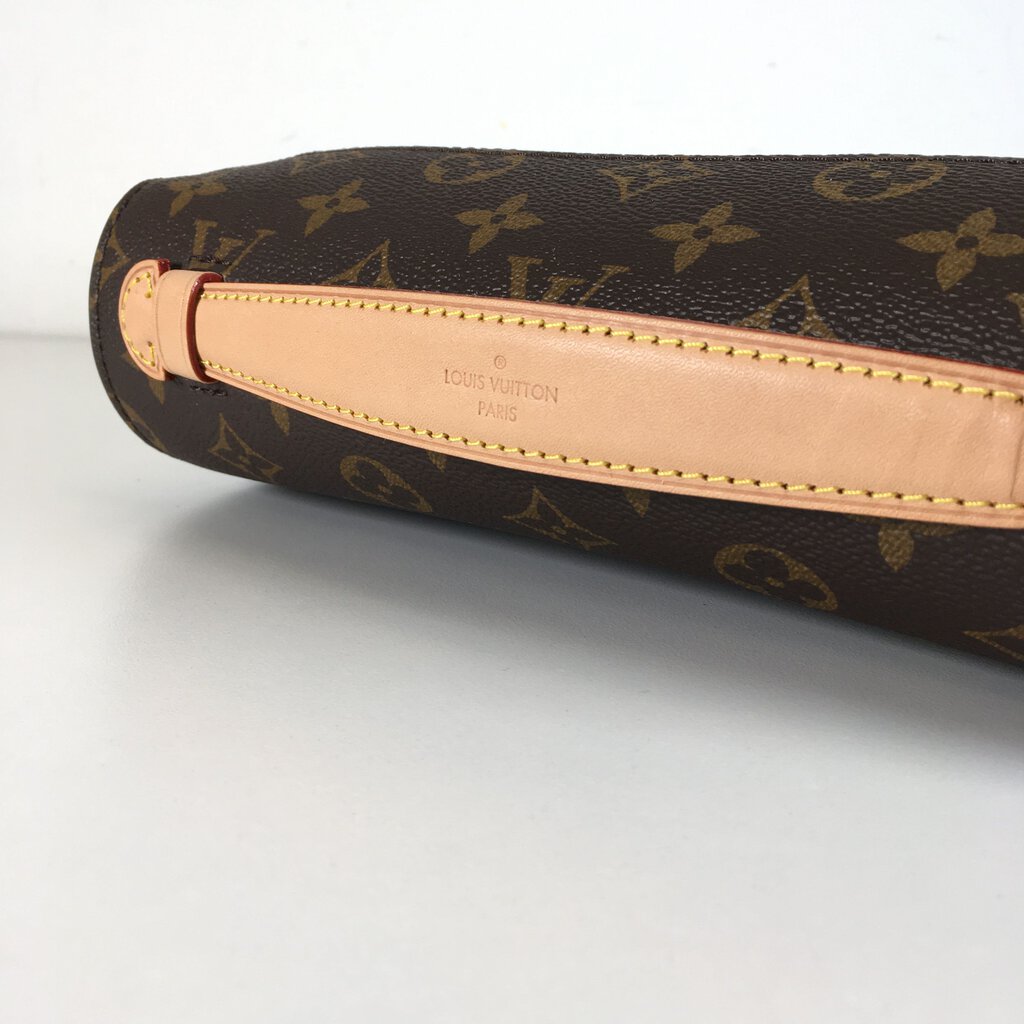 Louis Vuitton Pochette Metis