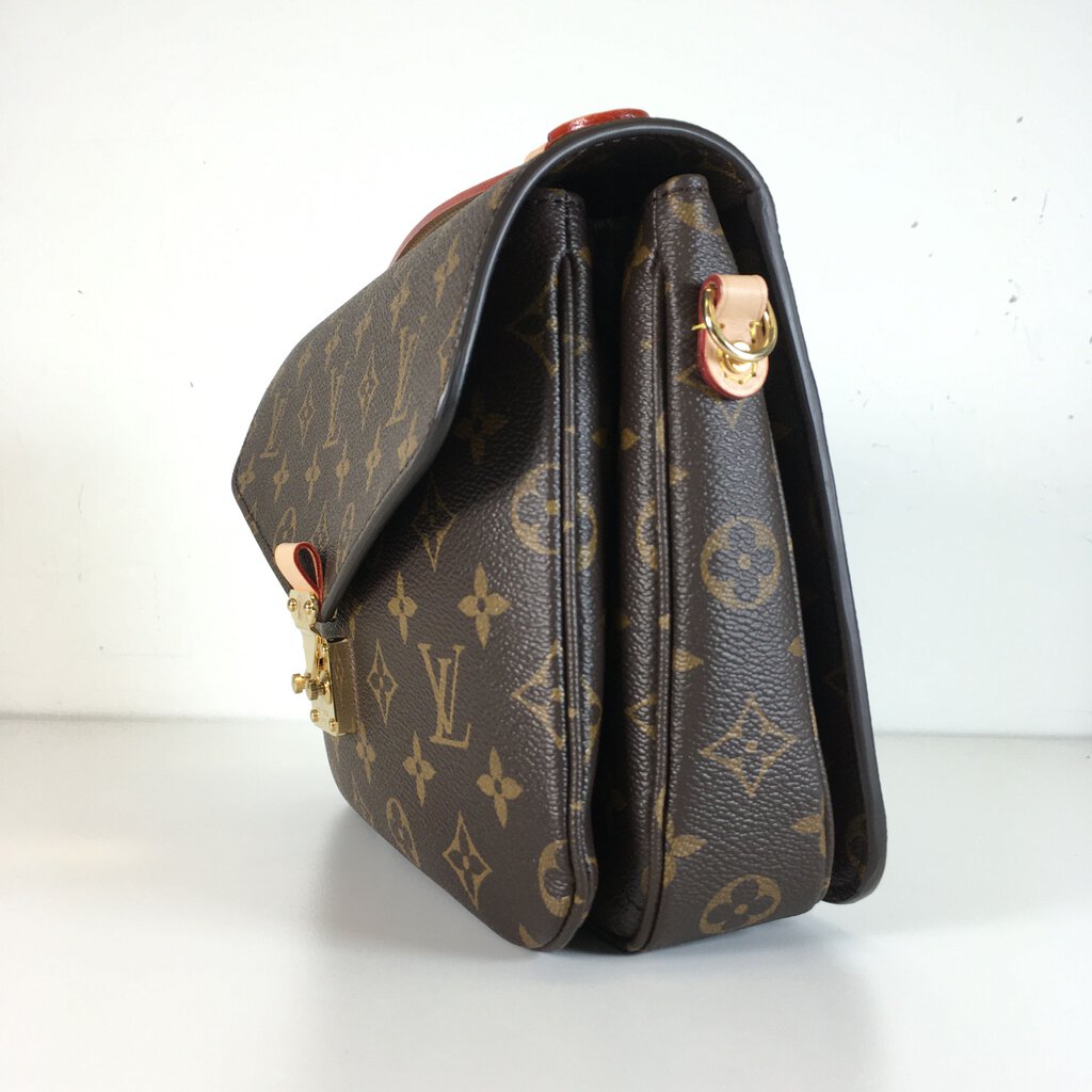 Louis Vuitton Pochette Metis