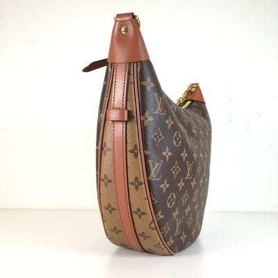 Louis Vuitton Loop Hobo