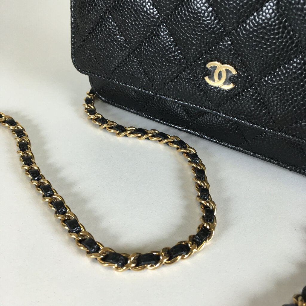 Chanel Wallet on Chain (WOC)