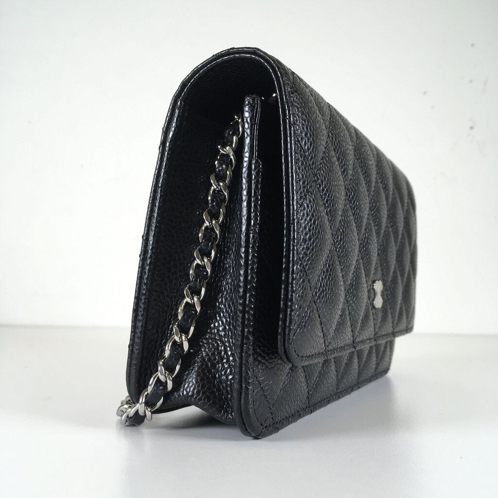 Chanel Wallet on Chain (WOC)