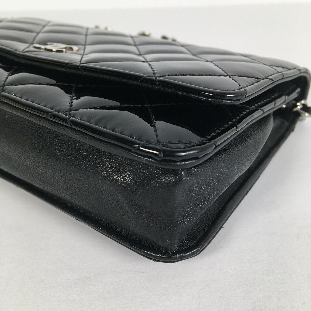 Chanel Wallet on Chain (WOC)