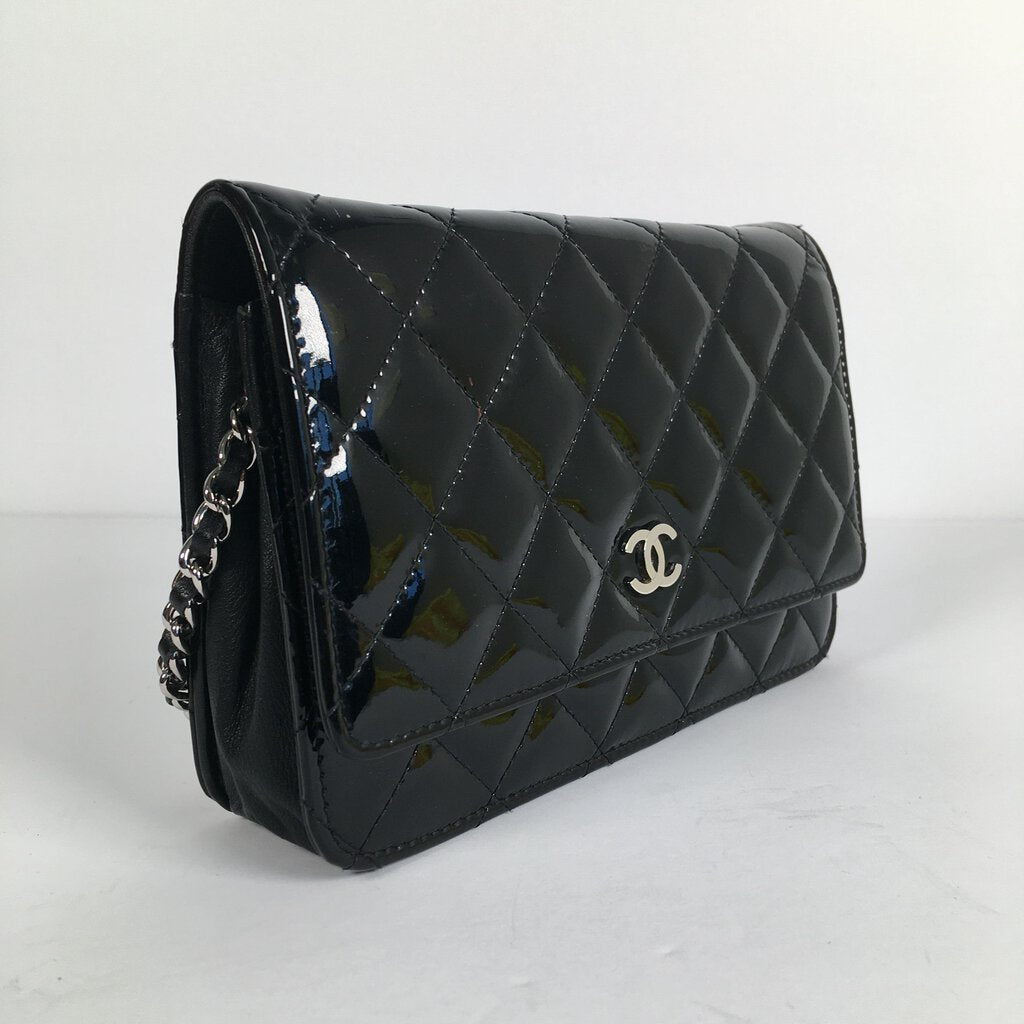 Chanel Wallet on Chain (WOC)