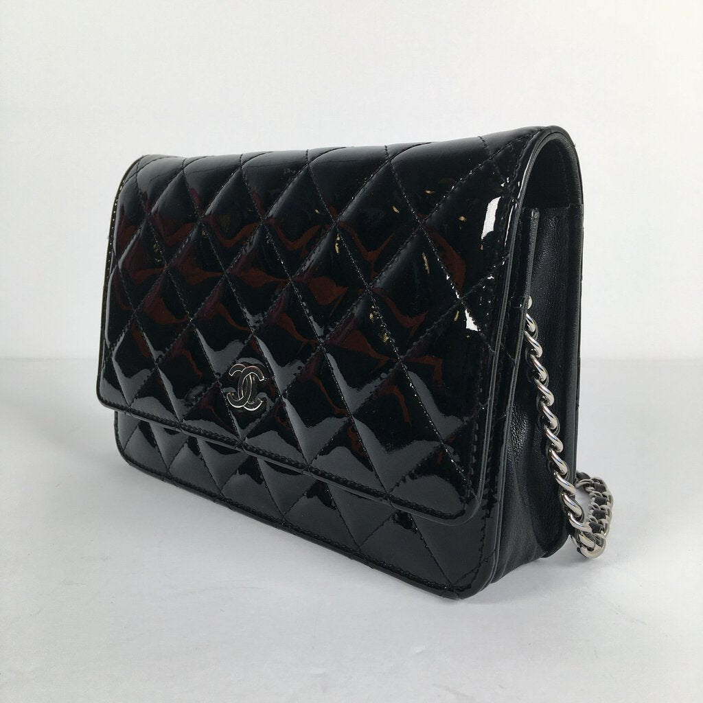 Chanel Wallet on Chain (WOC)