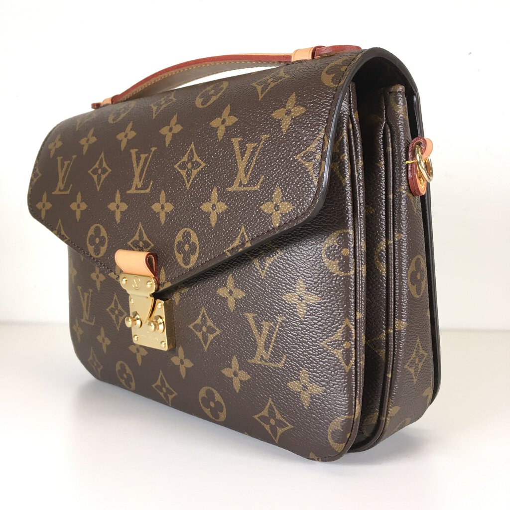 Louis Vuitton Pochette Metis