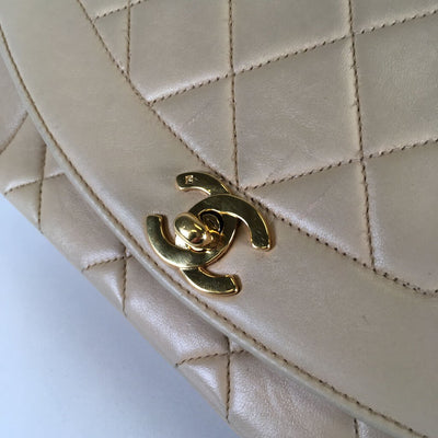 Chanel Vintage Diana UUXFTW