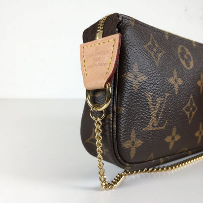 Louis Vuitton Mini Pochette Accessories