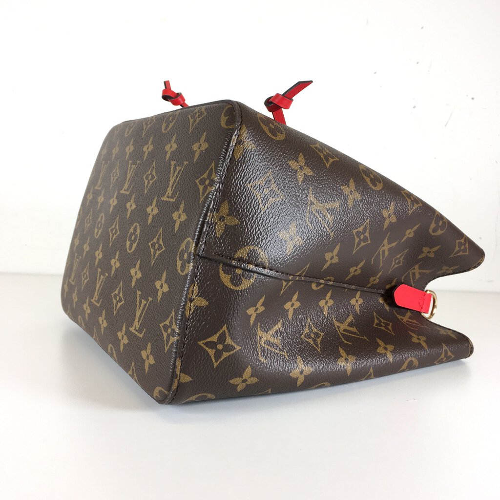 Louis Vuitton NeoNoe MM