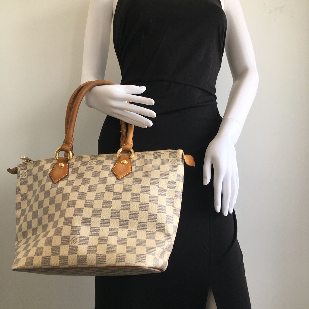 Louis Vuitton Saleya PM