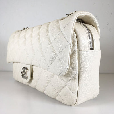 Chanel Easy Jumbo Flap