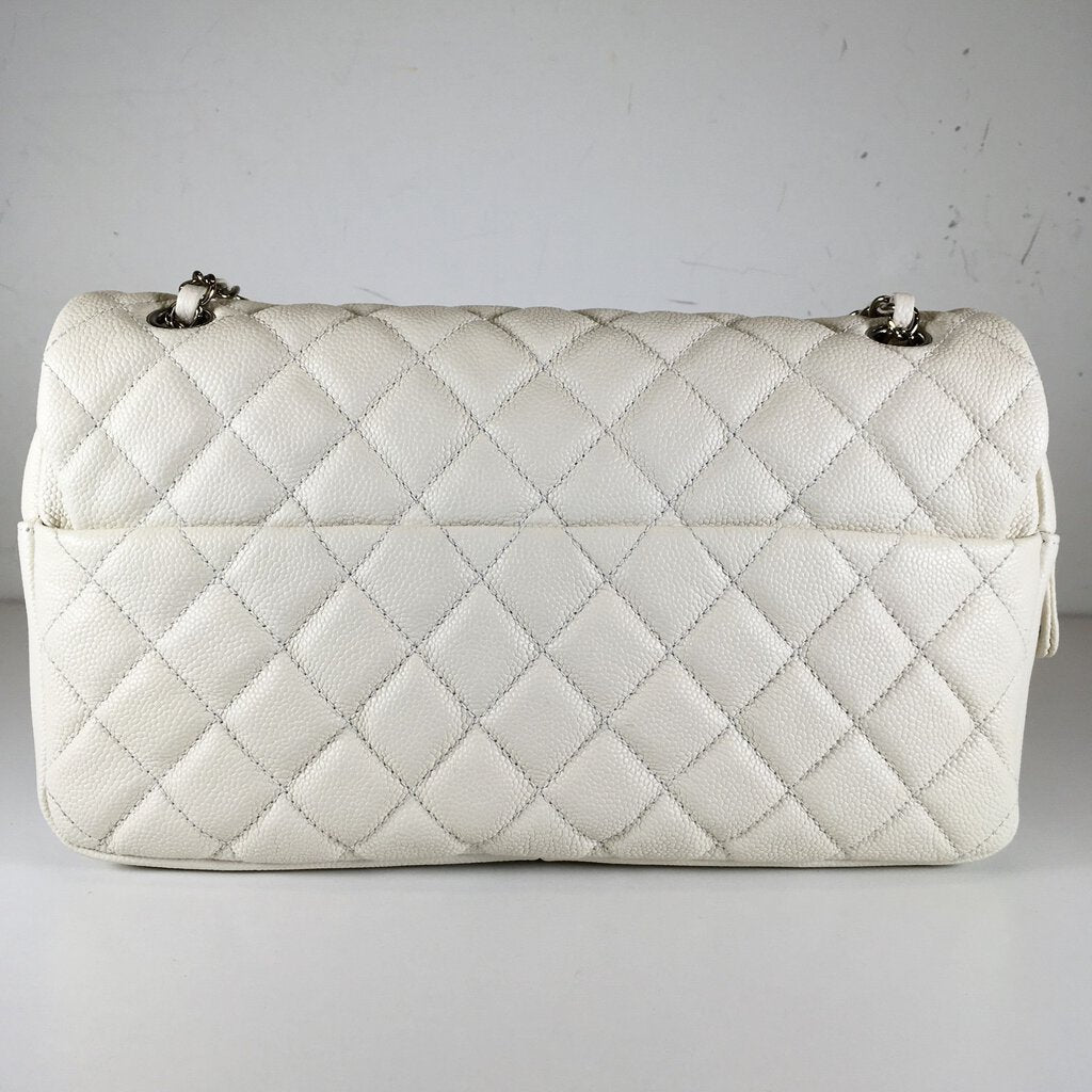 Chanel Easy Jumbo Flap