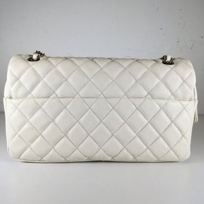 Chanel Easy Jumbo Flap