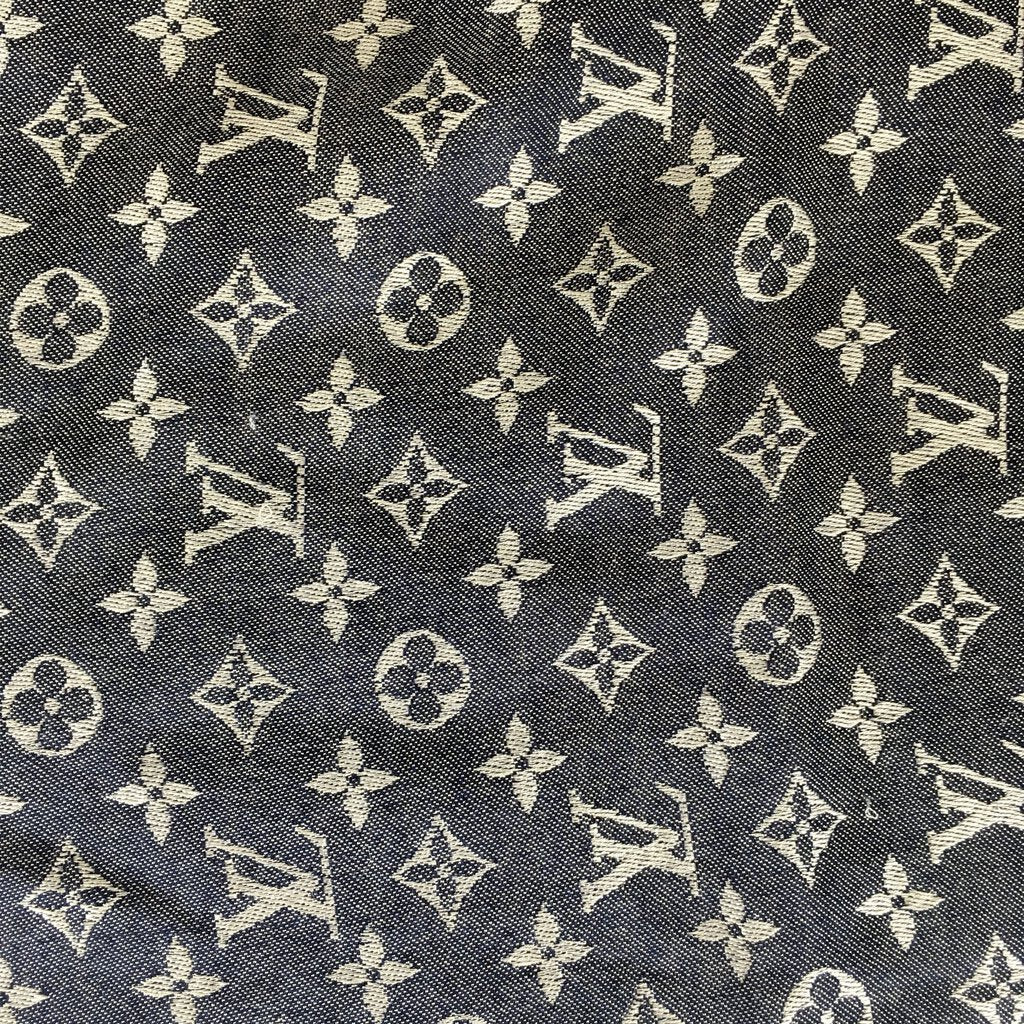 Louis Vuitton Monogram Shawl