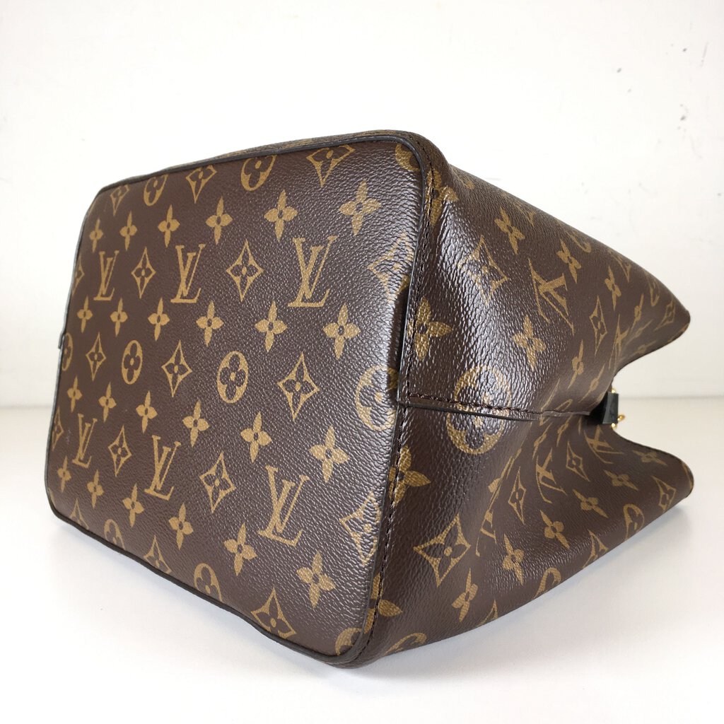 Louis Vuitton NeoNoe MM