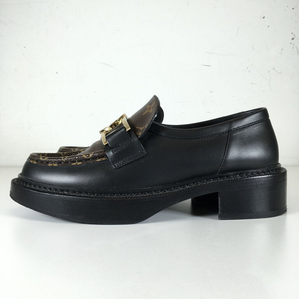 Louis Vuitton Academy Loafers