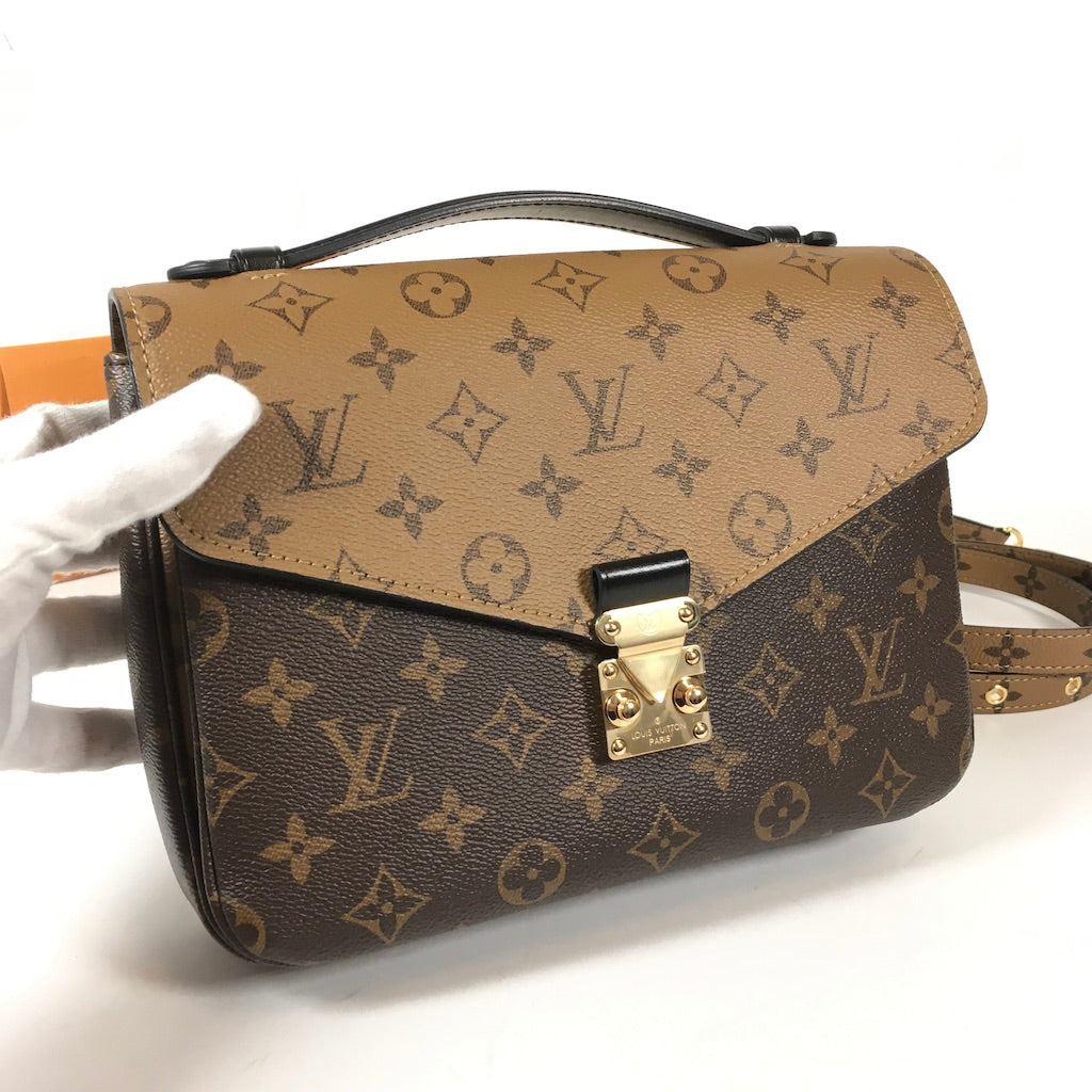 Louis Vuitton Pochette Metis