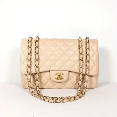 Chanel Classic Jumbo Flap