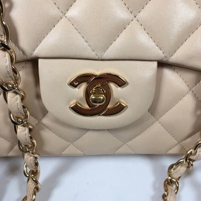 Chanel Classic Jumbo Flap