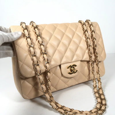 Chanel Classic Jumbo Flap