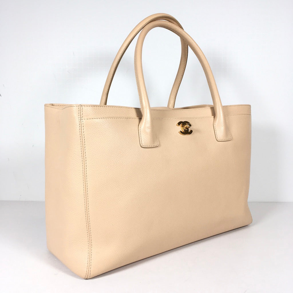 Chanel Cerf Tote