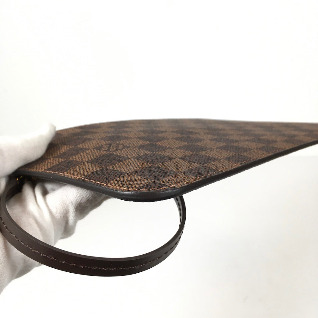 Louis Vuitton Neverfull Pouch