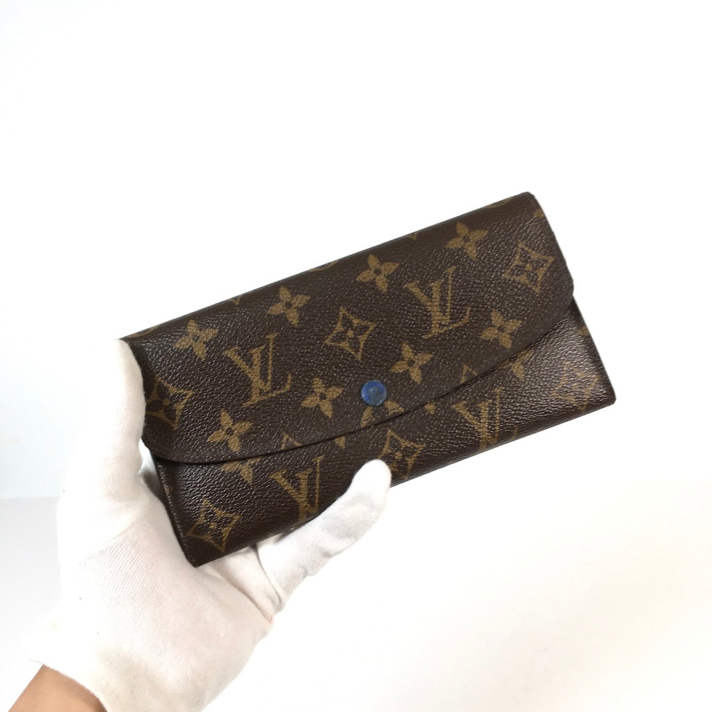 Louis Vuitton wallet in brown 