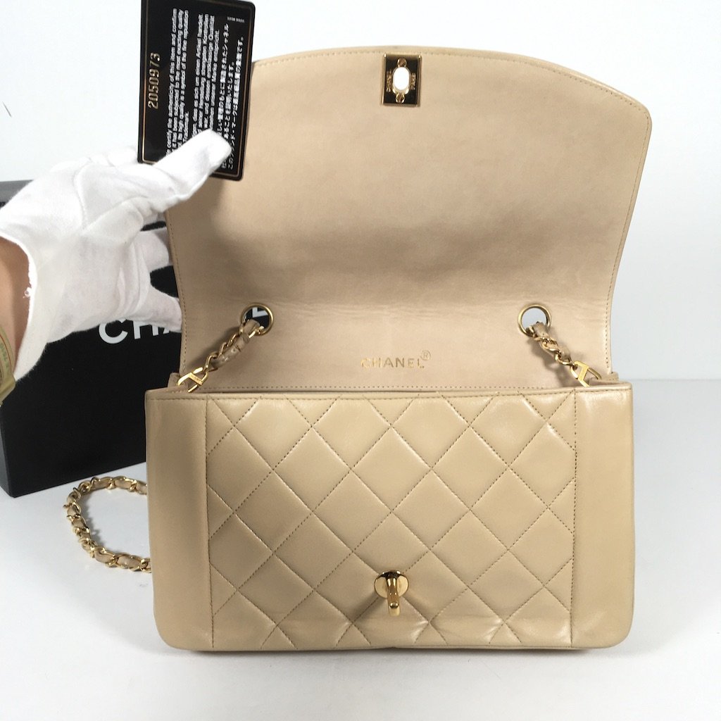 Chanel Vintage Diana Flap