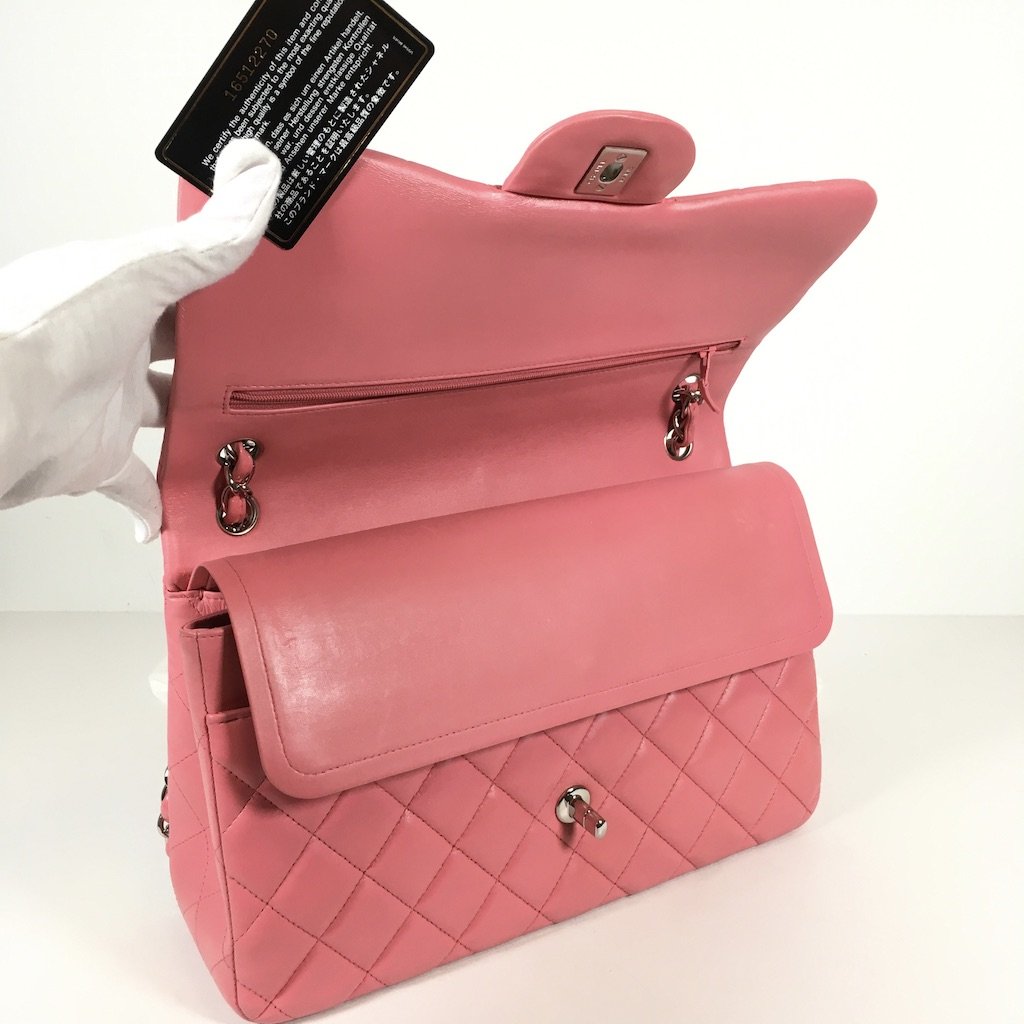 Chanel Classic Jumbo Flap