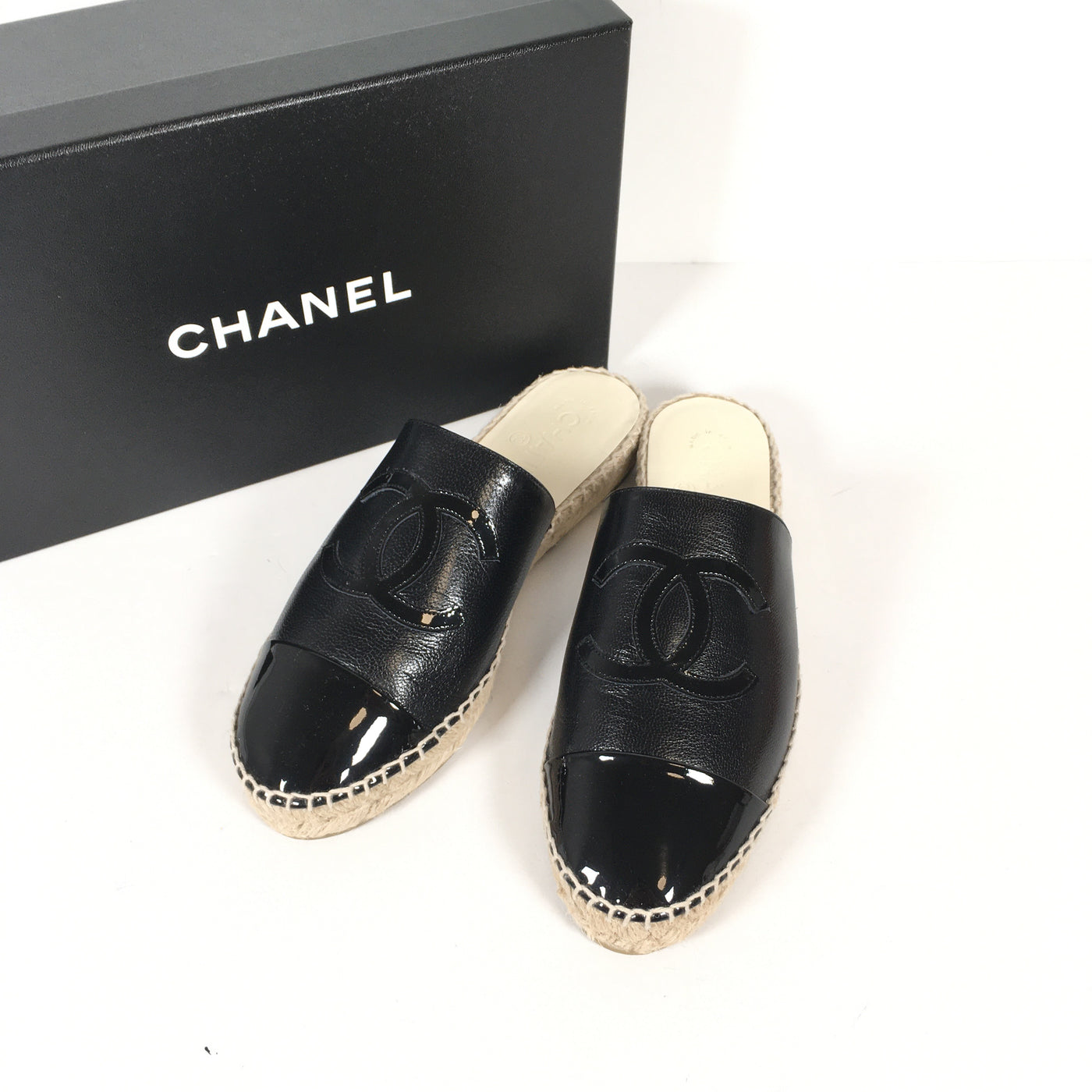 Chanel espadrilles mules in black 