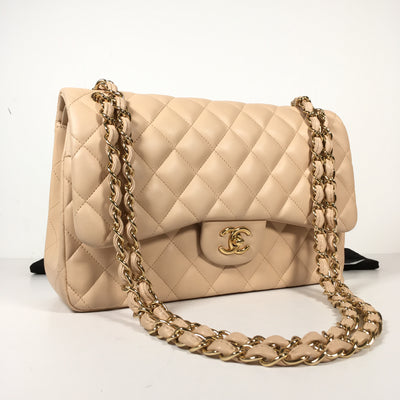 Chanel Classic Jumbo Flap