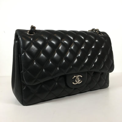 Chanel Classic Jumbo Flap