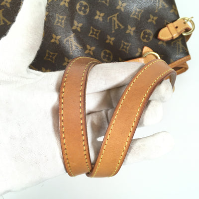 Louis Vuitton Batignolles Vertical Bag