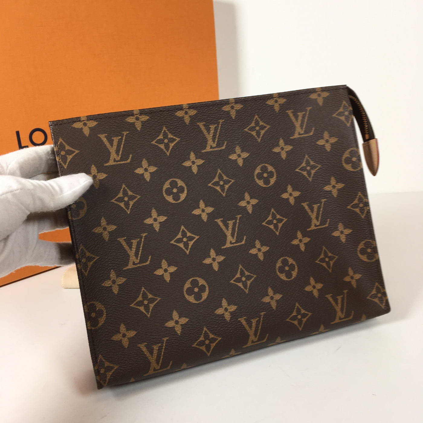 Louis Vuitton Toiletry